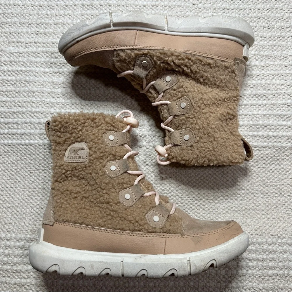 SOREL girls' tan Youth Explorer Cozy Canoe sherpa lace up boots 4 - Picture 8 of 13